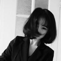 黑白头像很难让回忆停止播放