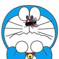 微信叮当猫脸上爬蚊子的强迫症头像