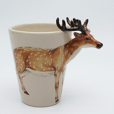 很有创意的长颈鹿茶杯微